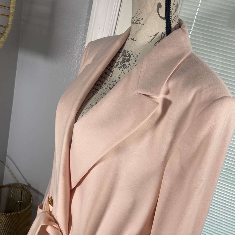 SOLD ESCADA Margaretha Ley 90’s Baby Pink Belted Dbl Breast Wool Cashmere Blazr - Picture 7 of 16